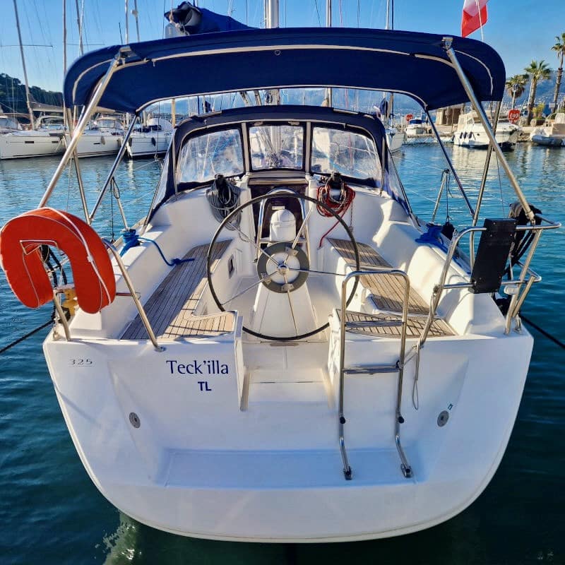 location-bateau-location-voilier-alize-location-dufour-325-st-mandrier-02