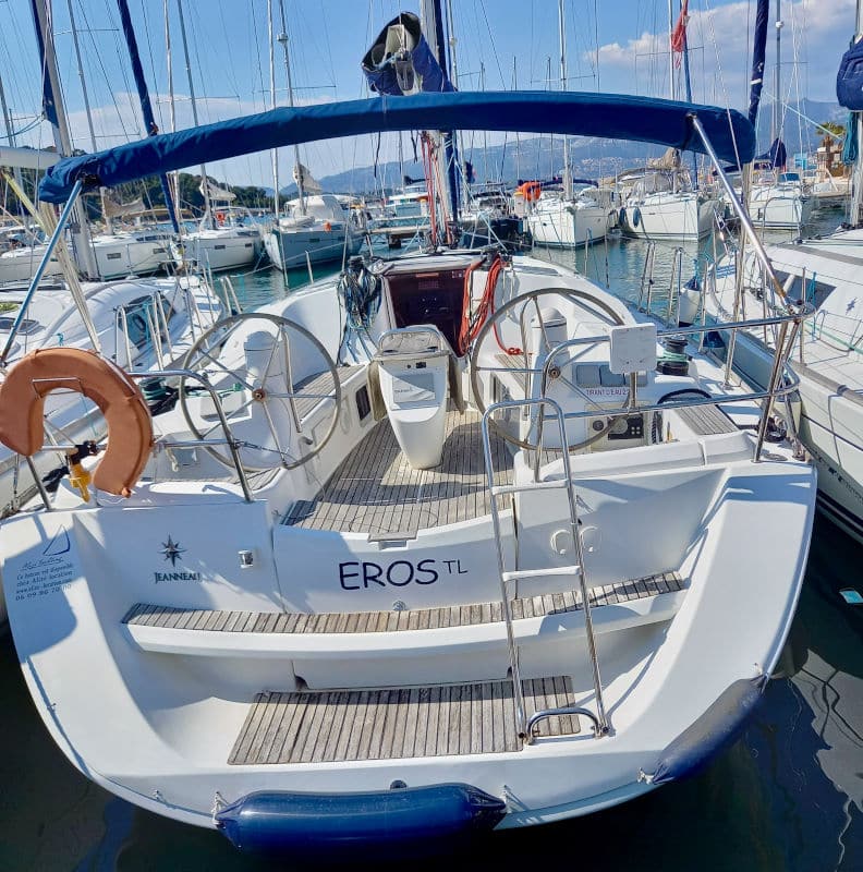 location-bateau-location-voilier-alize-location-sun-odyssey-39i-st-mandrier-01